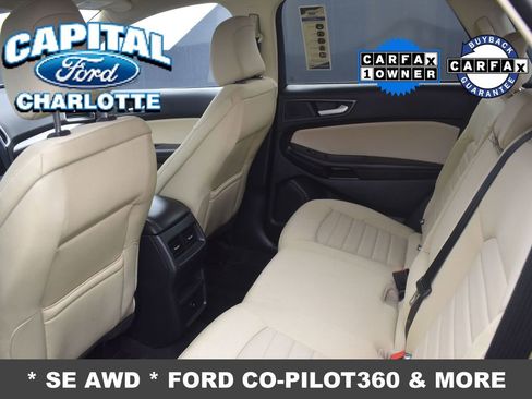 Used 2024 Ford Edge SE image 11