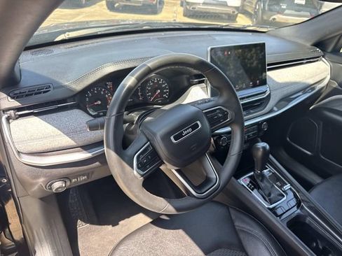 Used 2024 Jeep Compass Latitude AWD/4WD image 22