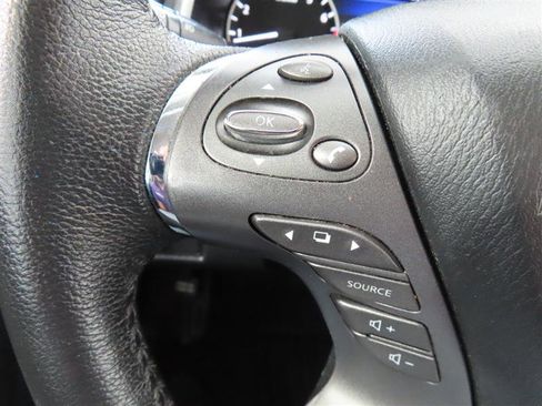 Used 2023 Nissan Murano SV FWD image 24