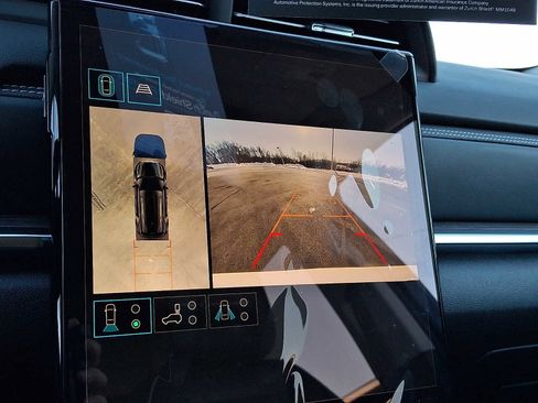 New 2026 GMC Terrain Denali w/ LPO, Floor Liner Package image 18