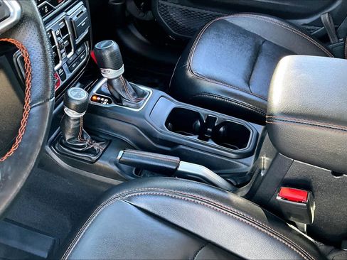 Used 2021 Jeep Gladiator Mojave image 15
