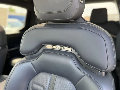 Used 2023 Rivian R1T Adventure AWD/4WD image 15