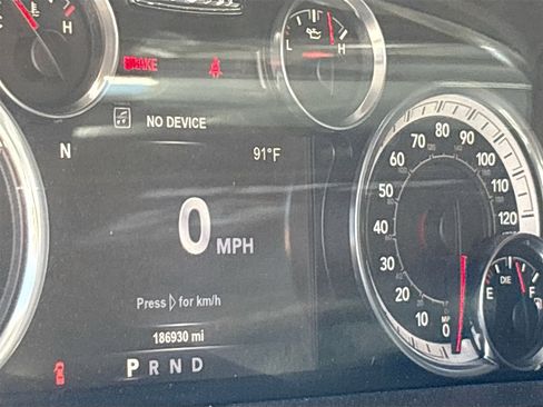 Used 2015 RAM 1500 Laramie w/ Convenience Group image 10