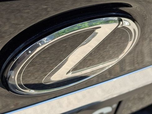 Used 2023 Lexus ES 250 w/ Premium Package AWD/4WD image 29