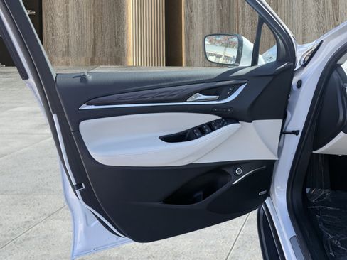 Used 2024 Buick Enclave Avenir w/ LPO, Hit The Road Package image 26