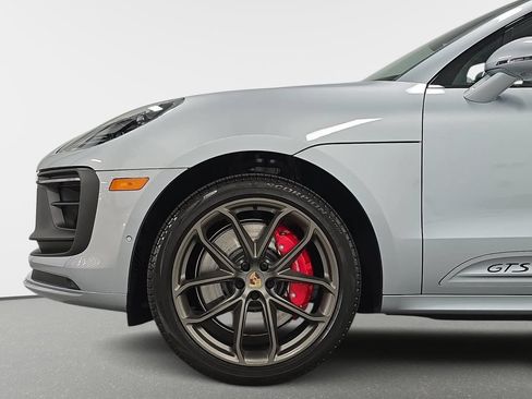 Certified 2026 Porsche Macan GTS AWD/4WD image 10