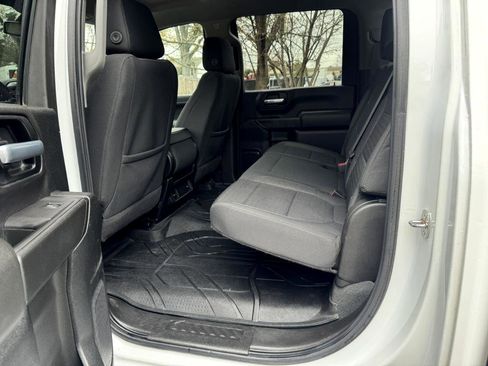 Used 2021 Chevrolet Silverado 2500 LT w/ Fleet Comfort Package image 6