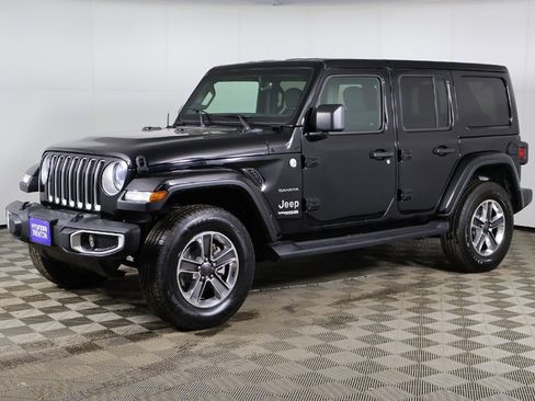Used 2020 Jeep Wrangler Unlimited Sahara w/ Uconnect 4C Nav & Sound Group image 5