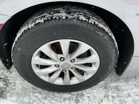 Used 2018 Chrysler Pacifica Touring-L Plus image 15