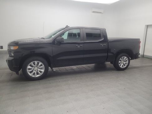 Used 2022 Chevrolet Silverado 1500 Custom w/ Safety Confidence Package RWD image 2