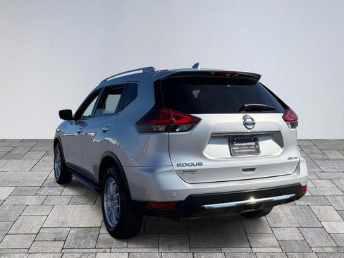 Used 2019 Nissan Rogue SV image 5