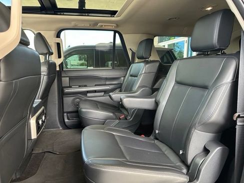 Used 2023 Ford Expedition Max XLT AWD/4WD image 9