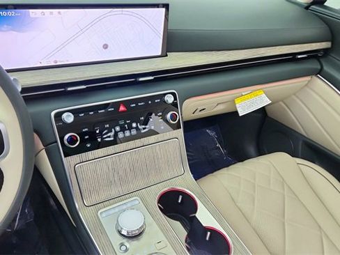 Used 2025 Genesis GV80 3.5T Prestige image 45