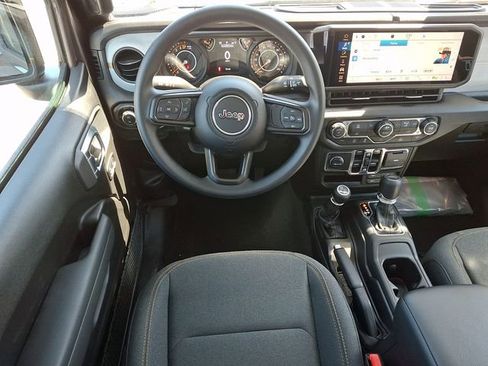 New 2026 Jeep Gladiator Sport AWD/4WD image 7