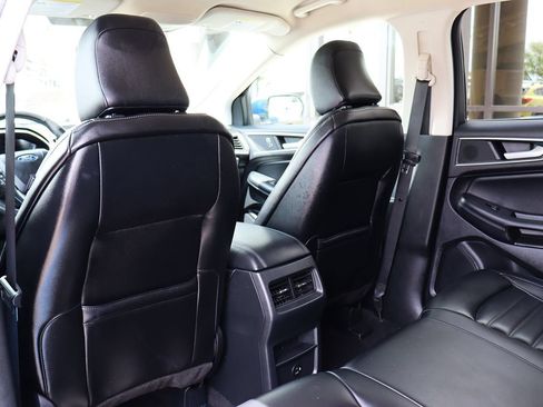 Used 2021 Ford Edge SEL w/ Cargo Accessory Package AWD/4WD image 31