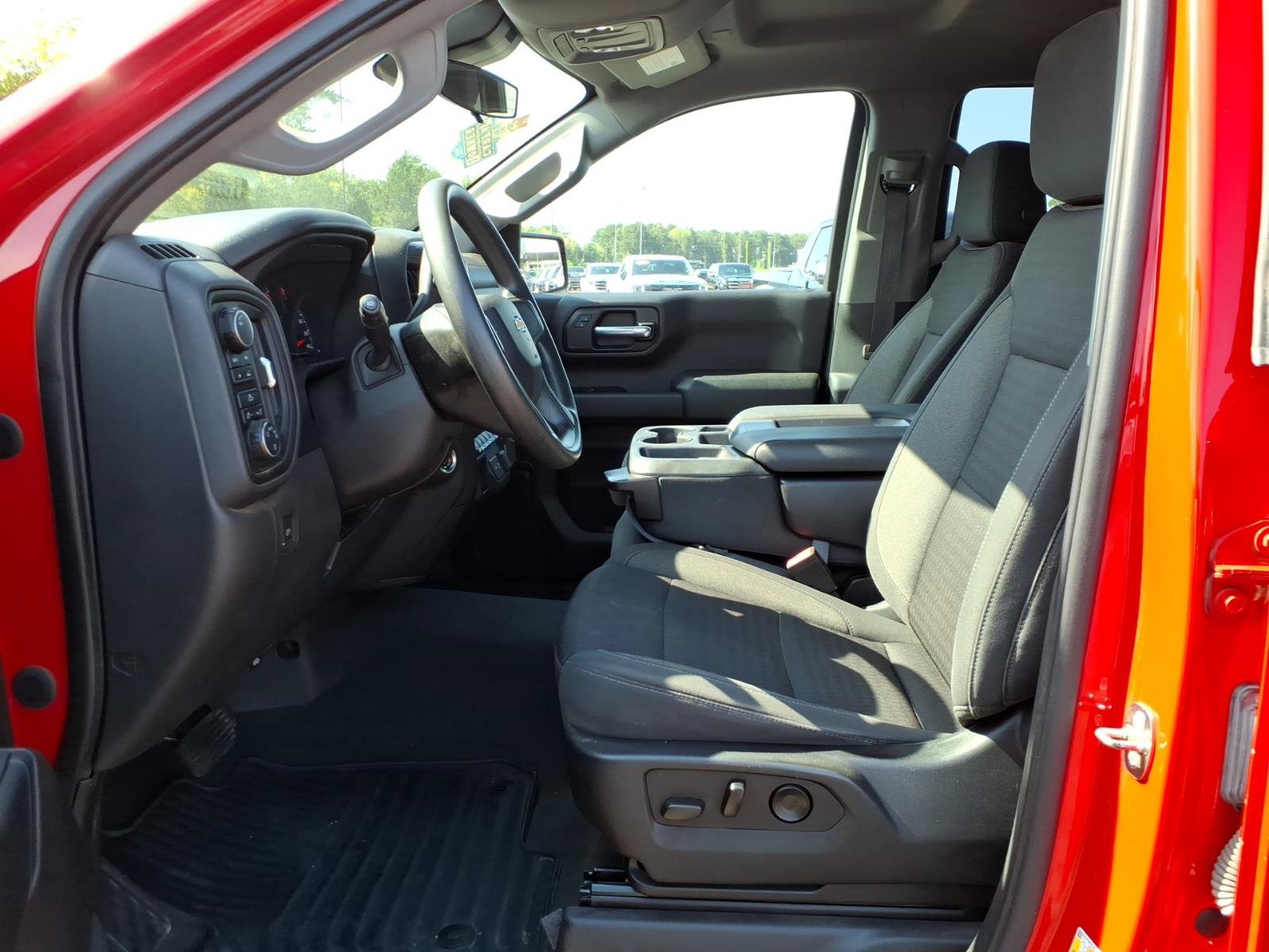 Used 2022 Chevrolet Silverado 1500 Custom AWD/4WD image 19