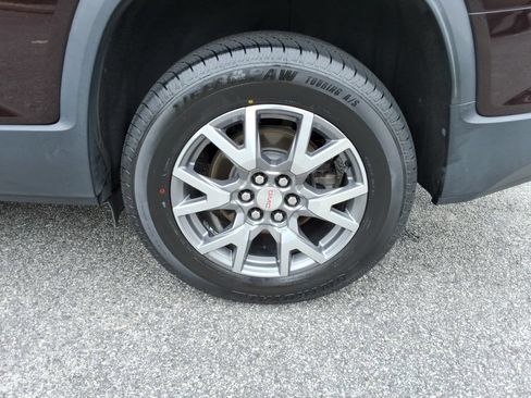 Certified 2020 GMC Acadia SLT FWD image 11