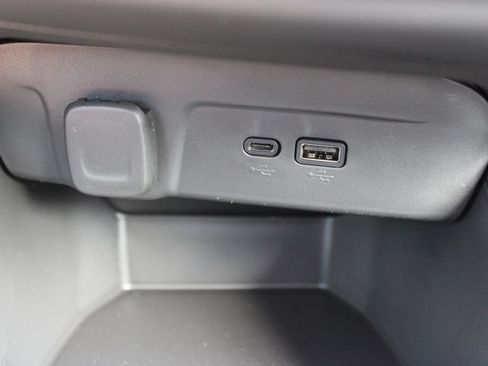 New 2026 Chevrolet Trax LS w/ LS Convenience Package FWD image 43