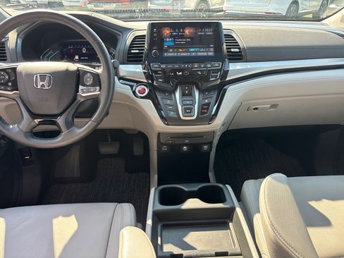 Used 2024 Honda Odyssey Touring image 30