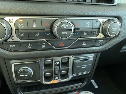 New 2026 Jeep Wrangler Sport S image 10