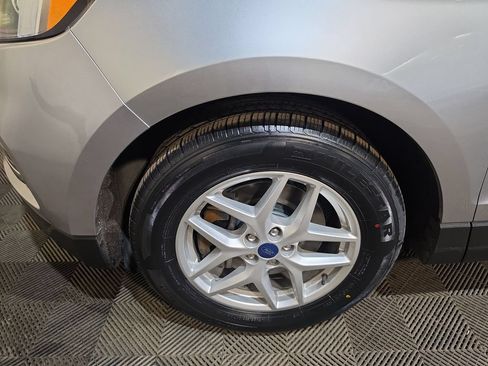 Used 2022 Ford Edge SEL w/ Convenience Package AWD/4WD image 18