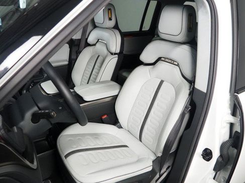 Used 2024 Rivian R1S AWD Adventure image 15