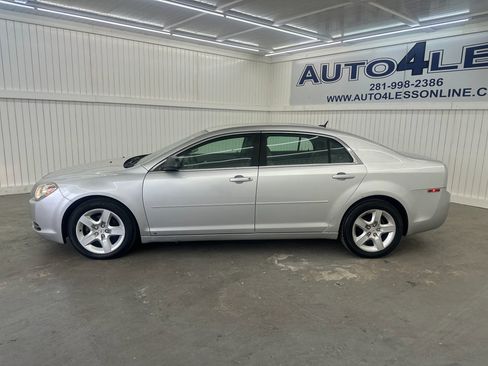 Used 2010 Chevrolet Malibu LS image 8