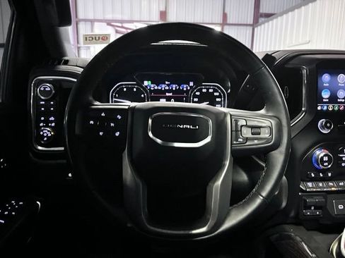 Used 2023 GMC Sierra 3500 Denali AWD/4WD image 24