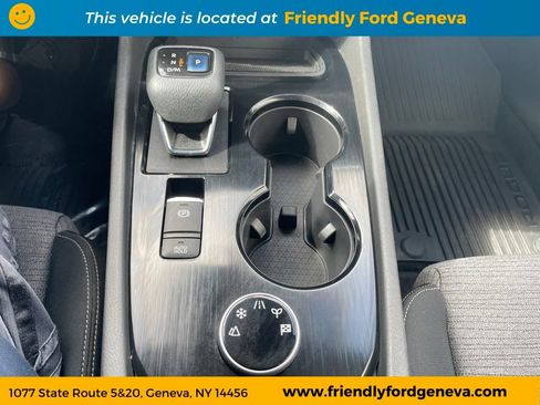 Used 2021 Nissan Rogue SV AWD/4WD image 23