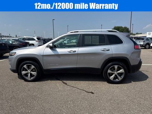 Used 2019 Jeep Cherokee Limited image 5