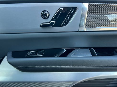 Used 2026 Cadillac Vistiq Sport w/ LPO, Floor Liner Package image 21