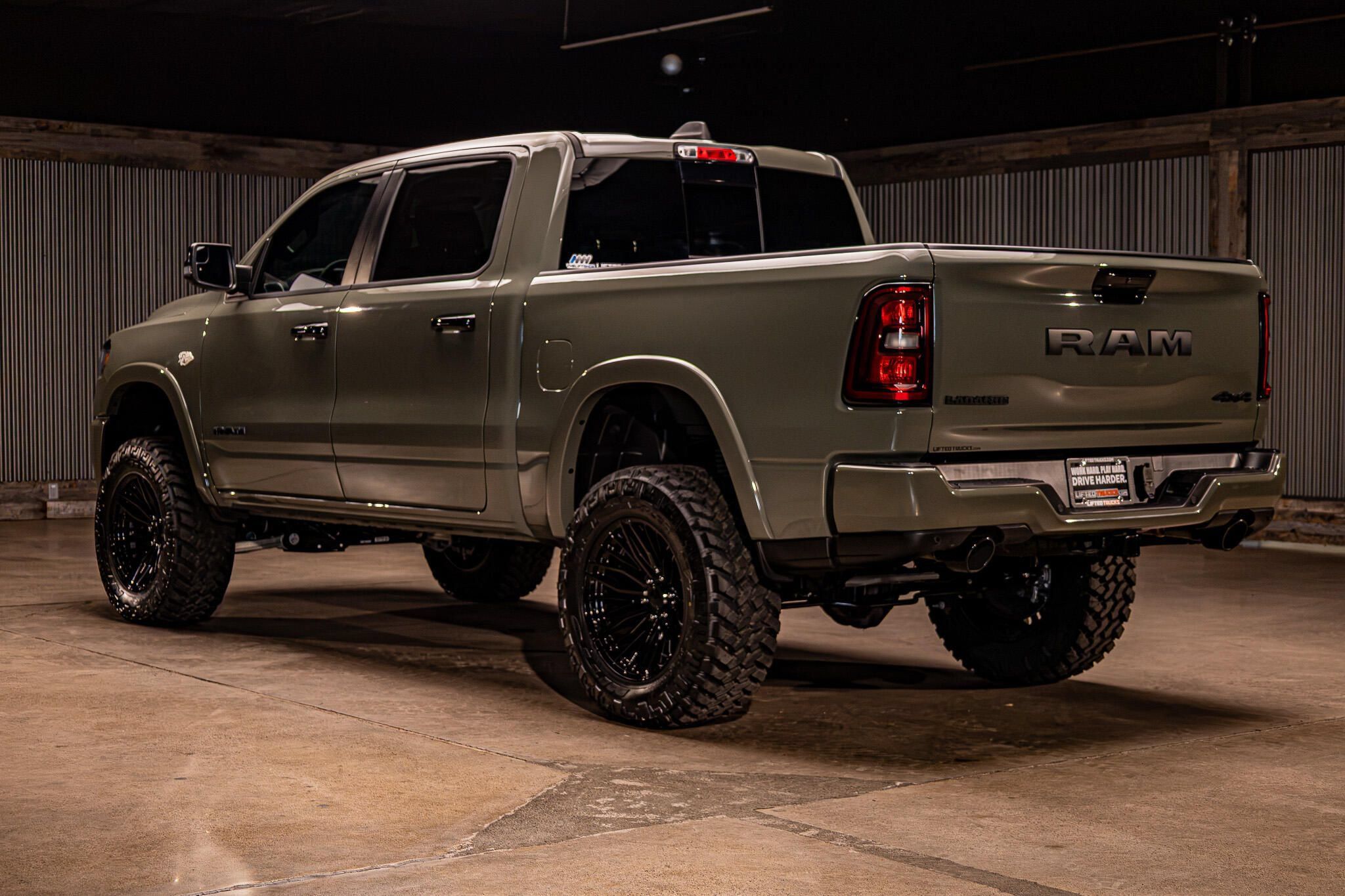 Used 2026 RAM 1500 Laramie w/ Night Edition AWD/4WD image 8