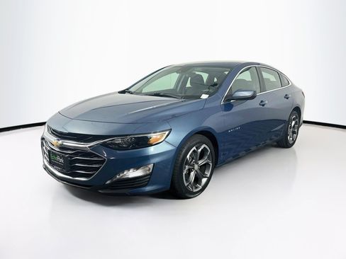 Used 2024 Chevrolet Malibu LT FWD image 3