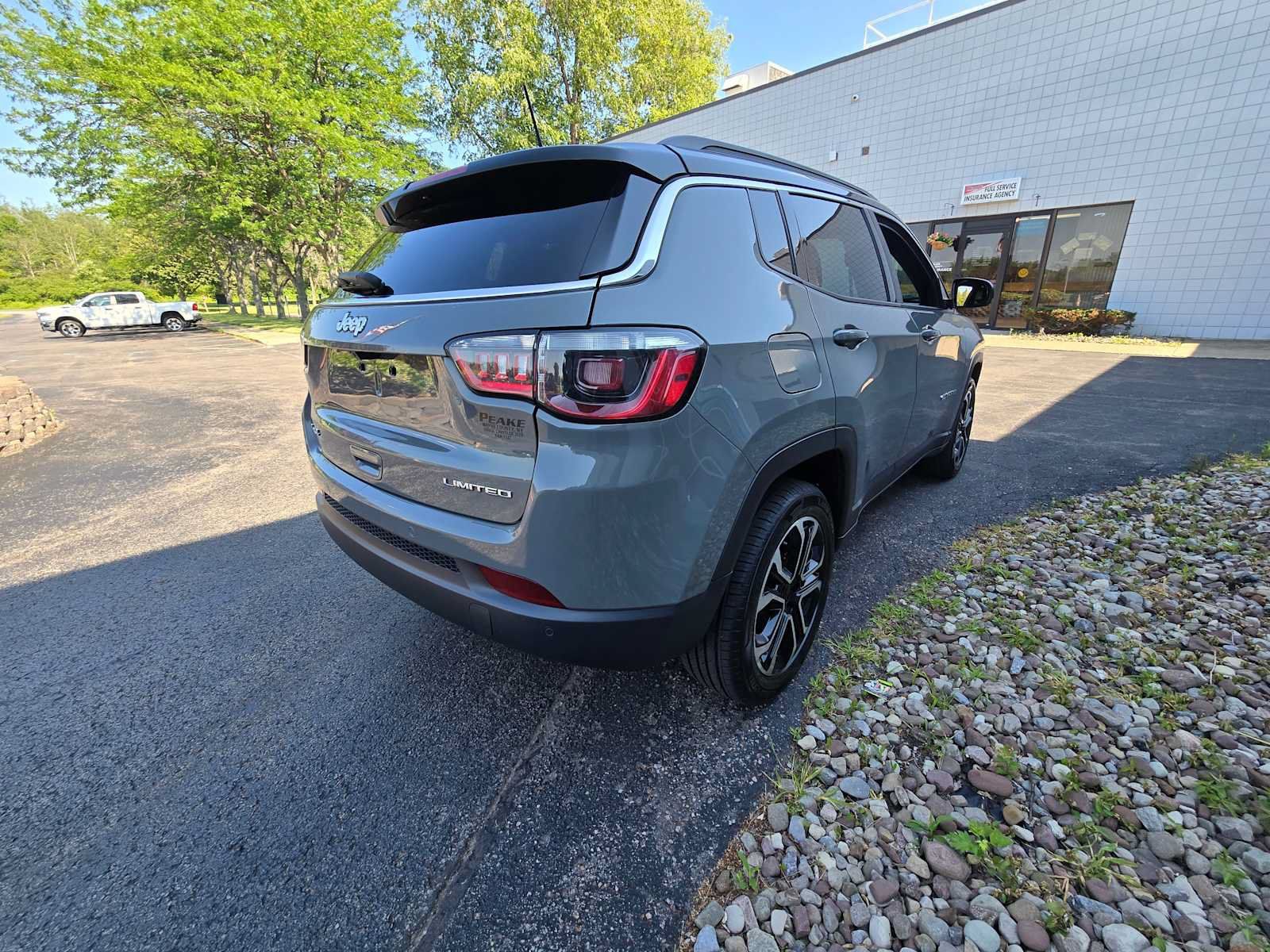 Used 2024 Jeep Compass Limited AWD/4WD image 6
