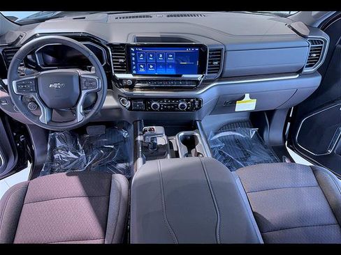 New 2026 Chevrolet Silverado 1500 LT Trail Boss w/ Convenience Package II AWD/4WD image 14