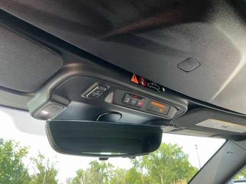 Used 2023 Chevrolet Camaro SS RWD image 30