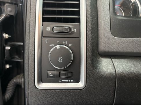 Used 2020 RAM 1500 Classic Warlock w/ Electronics Group AWD/4WD image 19