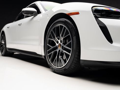 Used 2023 Porsche Taycan w/ Premium Package image 73