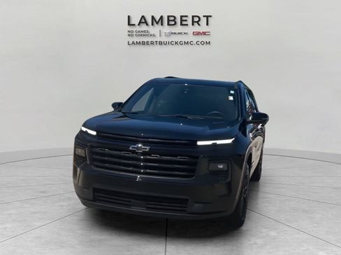 Used 2024 Chevrolet Traverse LT w/ Midnight/Sport Edition AWD/4WD image 7