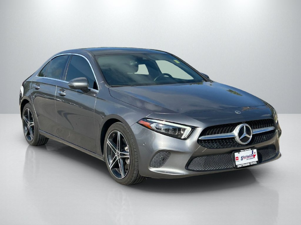 Used 2022 Mercedes-Benz A 220 image 3