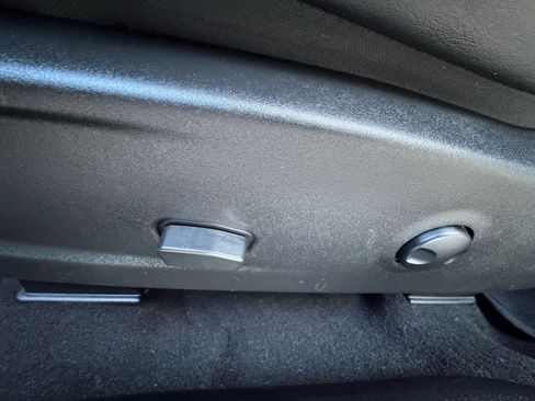 Used 2023 Dodge Challenger R/T w/ Plus Package image 24