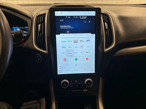 Used 2022 Ford Edge SE image 37
