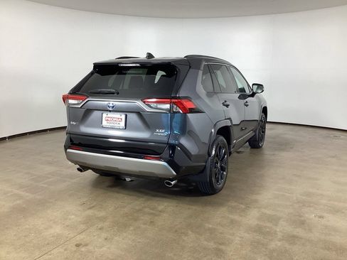 Used 2022 Toyota RAV4 XSE w/ XSE Grade Weather Package AWD/4WD image 6