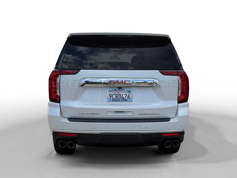 Used 2022 GMC Yukon Denali AWD/4WD image 4