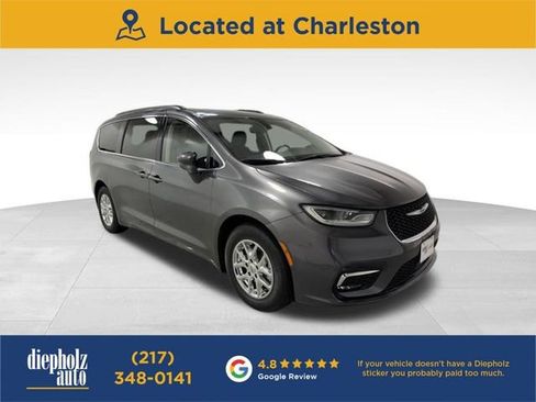 Used 2022 Chrysler Pacifica Touring-L image 1