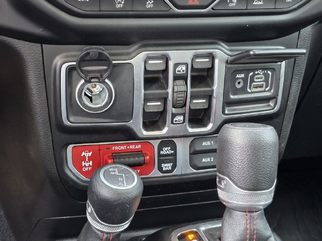Used 2021 Jeep Wrangler Unlimited Rubicon AWD/4WD image 22