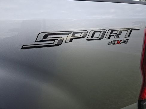 Used 2022 Ford F350 Lariat image 10