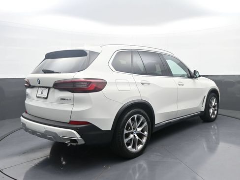 Used 2023 BMW X5 xDrive40i w/ Luxury Seating Package AWD/4WD image 7