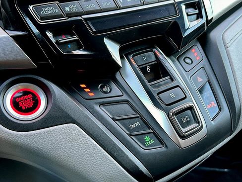 Used 2018 Honda Odyssey EX image 13