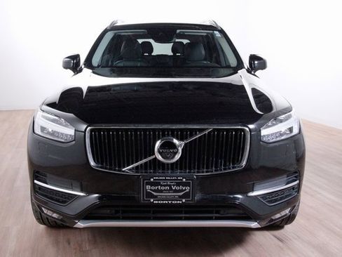 Used 2018 Volvo XC90 T6 Momentum w/ Convenience Package image 2